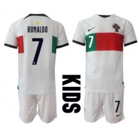 Dres Portugalsko Cristiano Ronaldo #7 Preč pre deti MS 2022 Krátky Rukáv (+ trenírky)